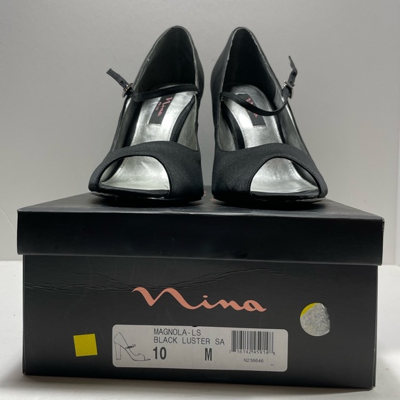 EUC- Nina black peep toe heels - Picture 4 of 7